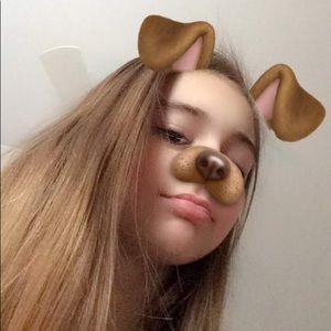 Meet your Posher, Emi